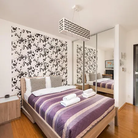 Marywilska 67 Inviting By Bookinghost *