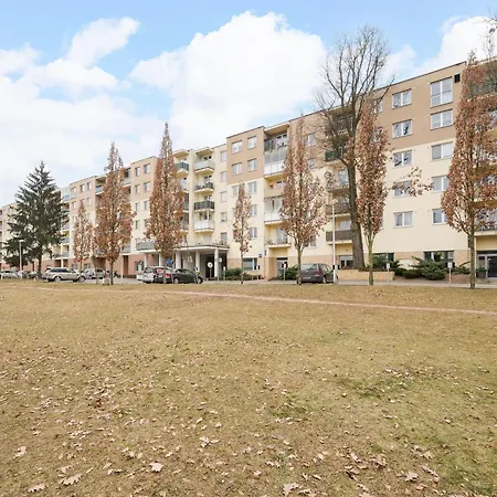 Marywilska 67 Inviting By Bookinghost Warschau