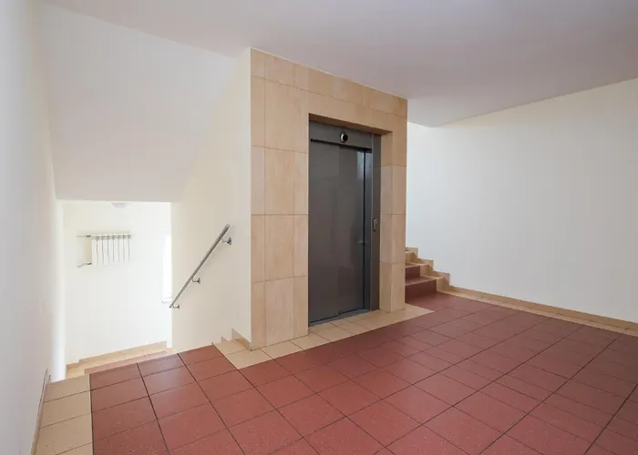 Marywilska 67 Inviting By Bookinghost * Warsaw