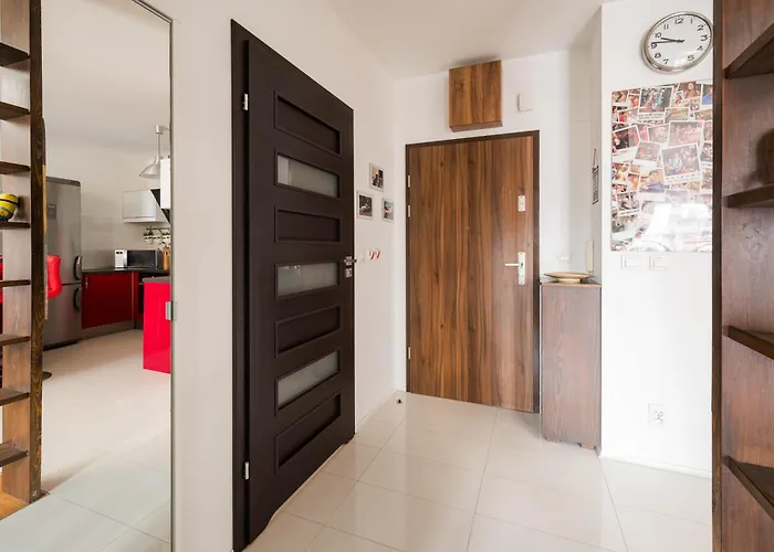 Marywilska 67 Inviting By Bookinghost * Warsaw